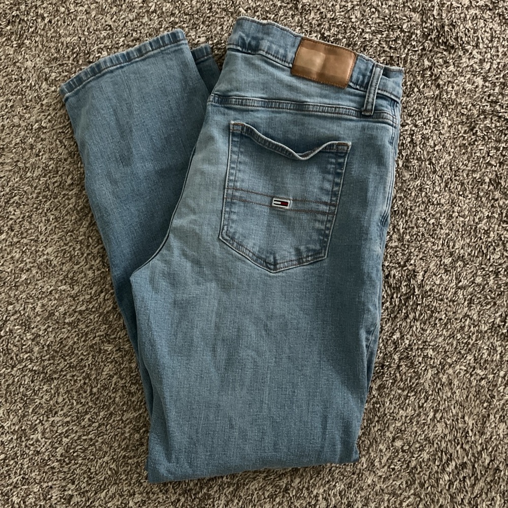 Tommy Hilfiger Men's Light Blue Straight Jeans